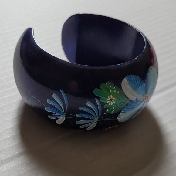 Blue flower bracelet wood cuff Hawaiian hand painted boho floral jewelry beach - Picture 3 of 10